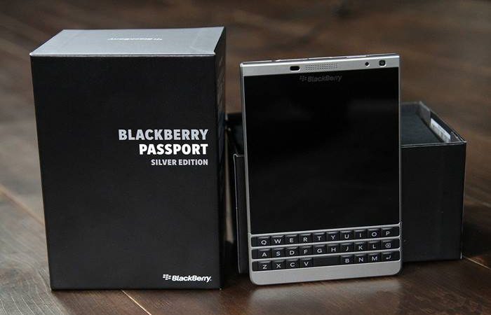 bán BlackBerry Passport