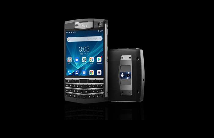 BlackBerry Titan