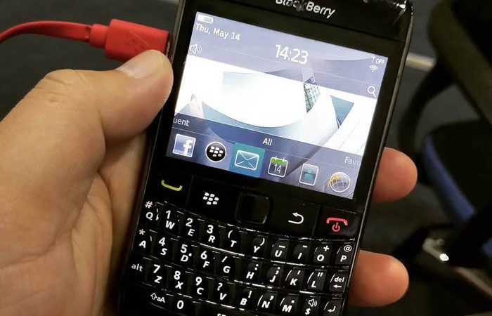 BlackBerry 9780 xách tay