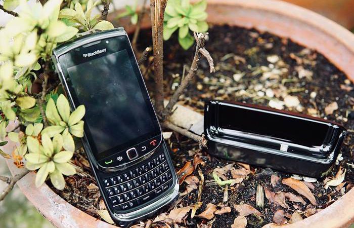 điện thoại BlackBerry 9800