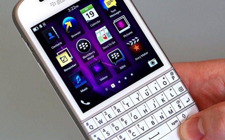 BlackBerry Q10 trắng