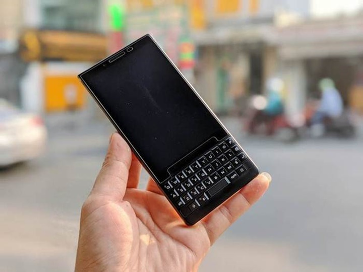 điện thoại BlackBerry Key2 6GB/128GB